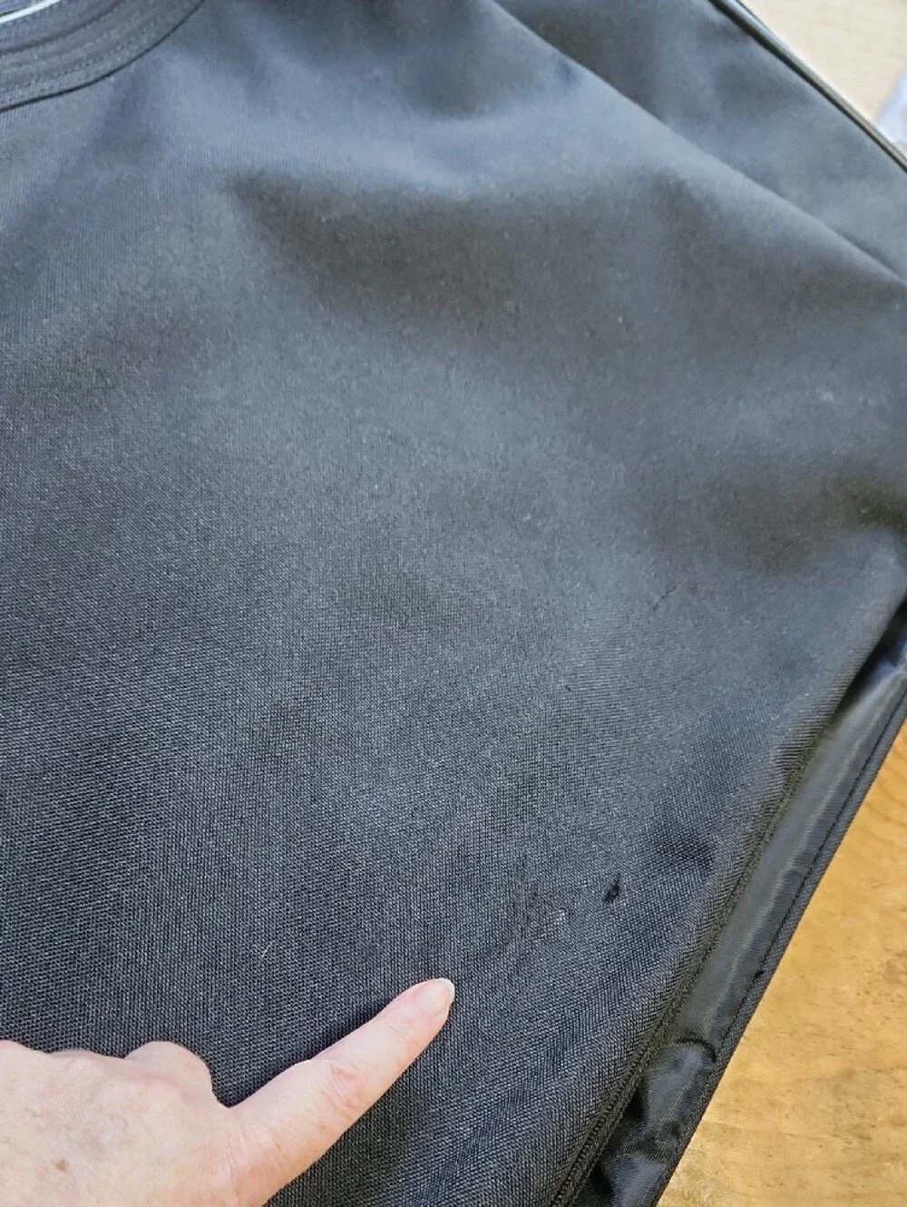 Samsonite Black Men's Travel Garment Bag with Top Handle